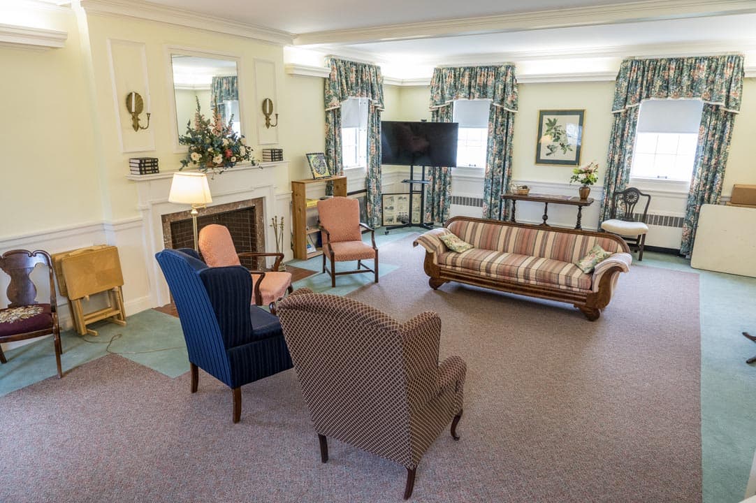 Parlor Adams St 3
