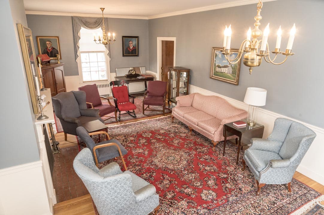 Parlor Canton Ave 2